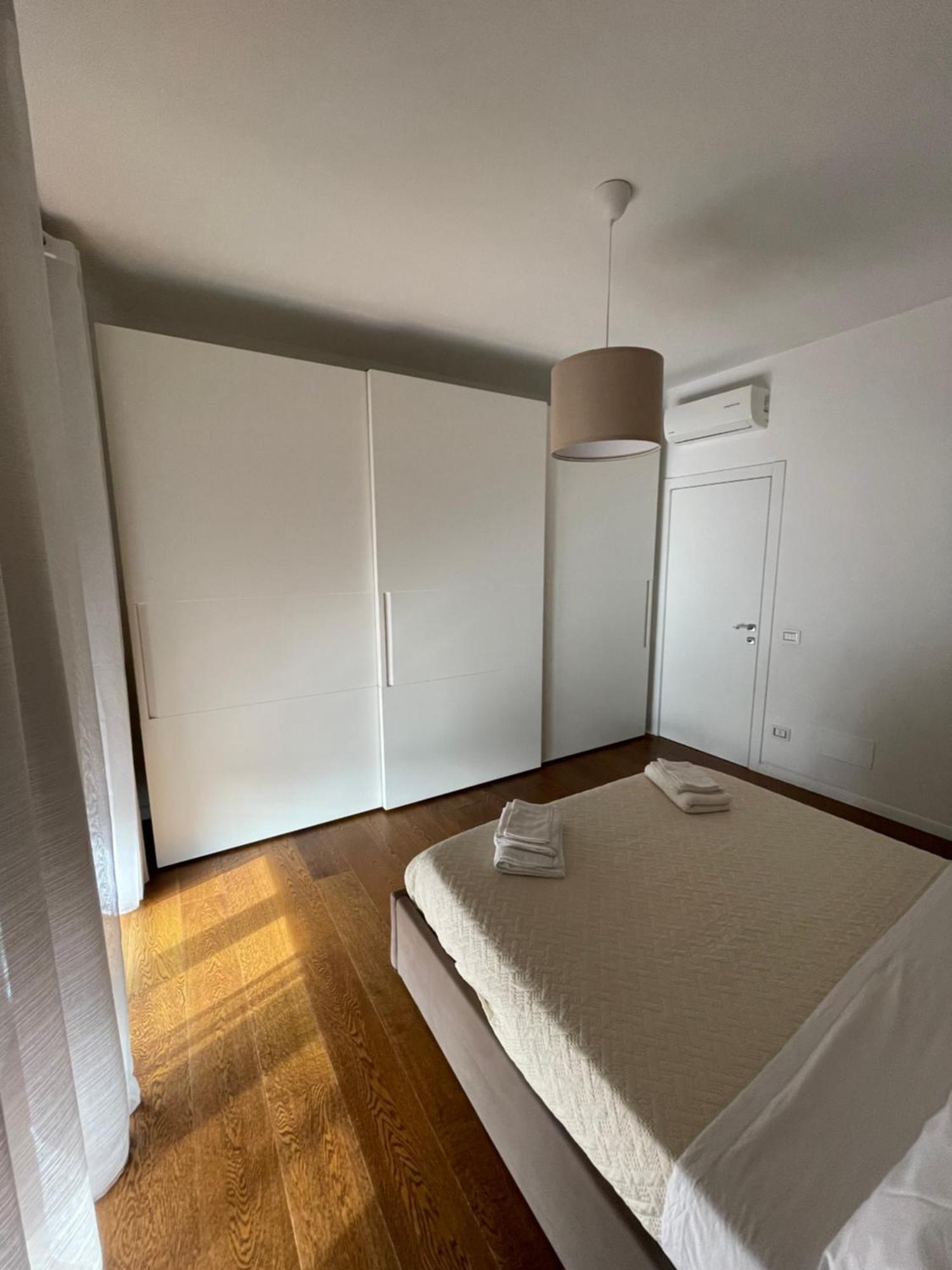 Morivione - Bocconi Free Parking Apartment Mailand